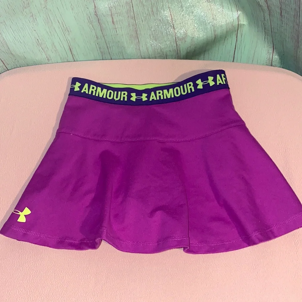 Under ARMOR SKORTS Size 5 - Picture 1 of 5